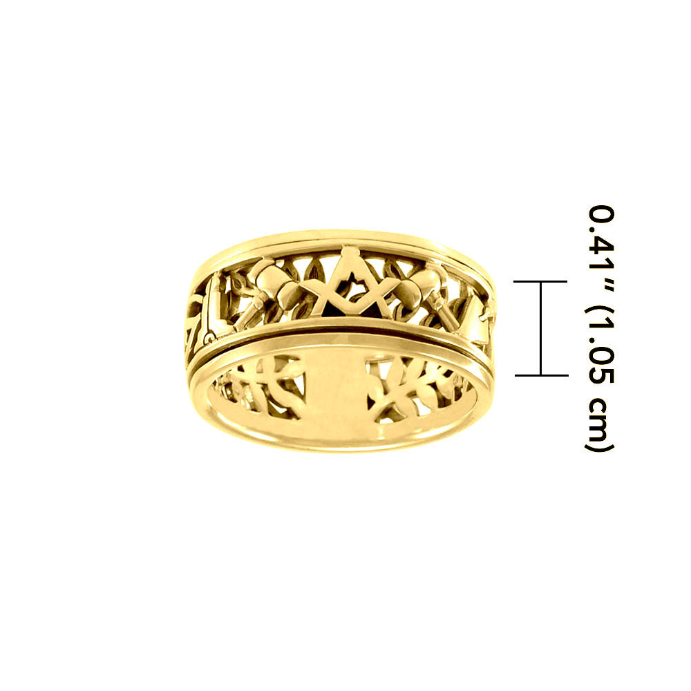 Uncovering the Natural Sense of Masonry in 14K Yellow Gold Spinner Ring GRI1616