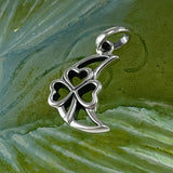 The Shamrock in Crescent Moon Silver Pendant TPD5268