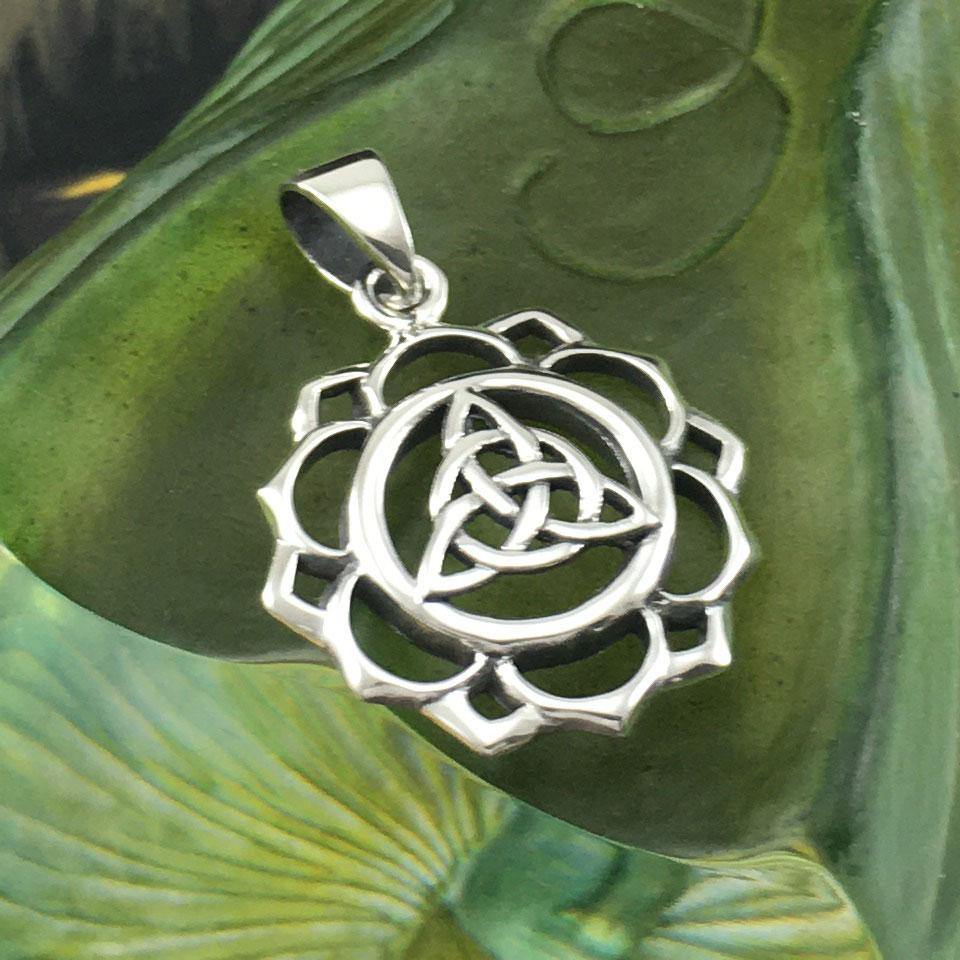 Triquetra Chakra Silver Pendant TPD5669 - Jewelry